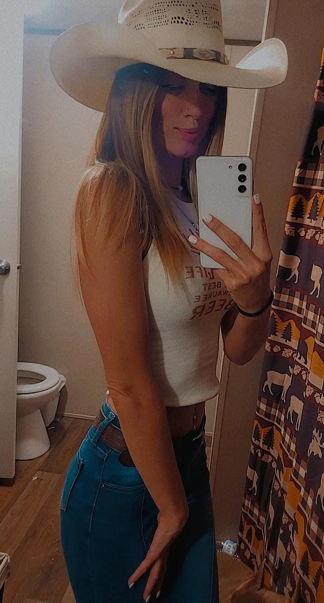 Post 10 by Chelsea Renee🌲🐔 on TikTok (video)