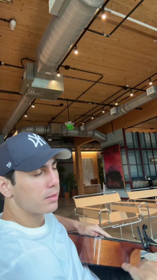 Post 1 by Jimmy Chatfield on TikTok (video)