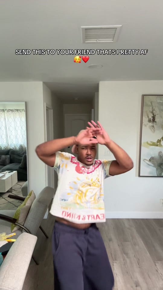 Post 1 by Bam. on TikTok (video)