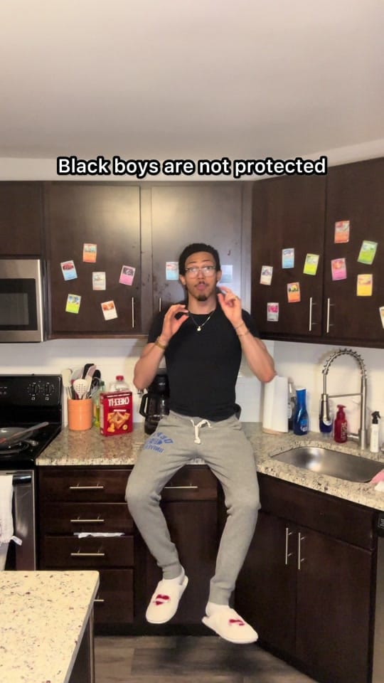 Post 3 by Kieron Harrell on TikTok (video)