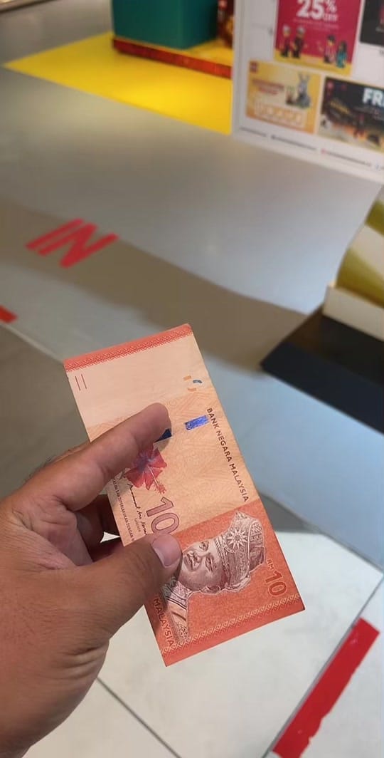 Post 10 by Pidot Brick Builder on TikTok (video)