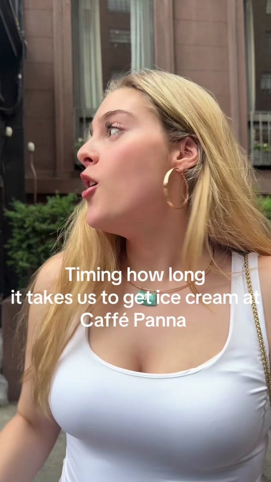 Post 3 by Chloe Diamond on TikTok (video)
