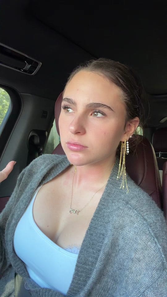Post 7 by Mara Mirkin on TikTok (video)