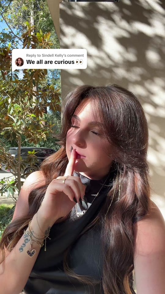 Post 1 by Mara Mirkin on TikTok (video)