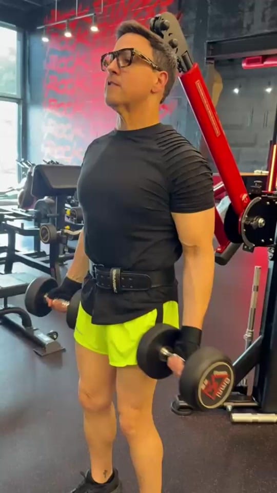 Post 7 by RaulTVgonzalez on TikTok (video)