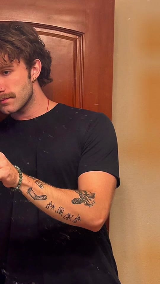 Post 4 by Luke on TikTok (video)