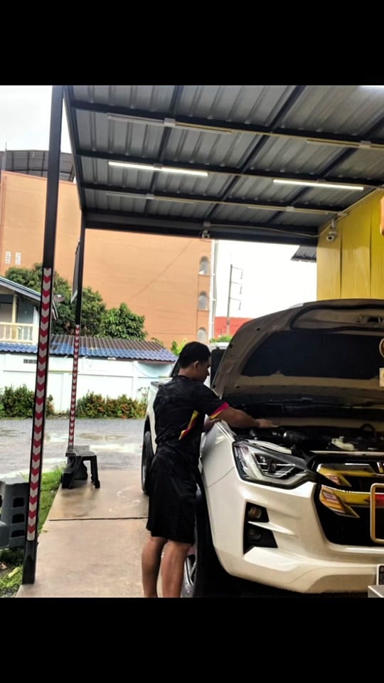 Post 5 by Taweesak #หนุ่มอุบล on TikTok (video)