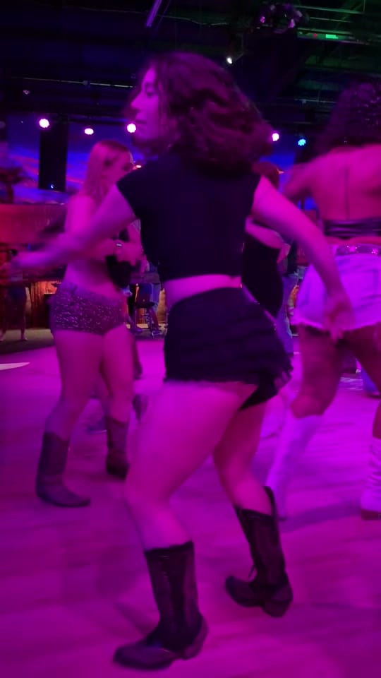 Post 5 by MyChole on TikTok (video)