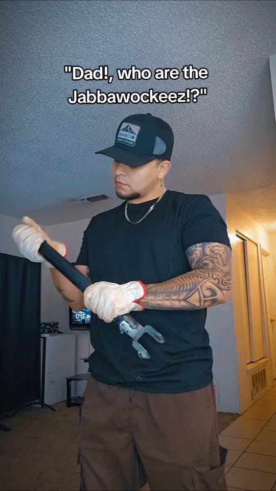 Post 6 by Ray Hdz on TikTok (video)