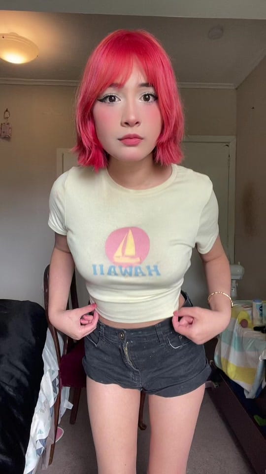 Post 9 by Chelsea / ឆែលស៊ី 🇰🇭 on TikTok (video)