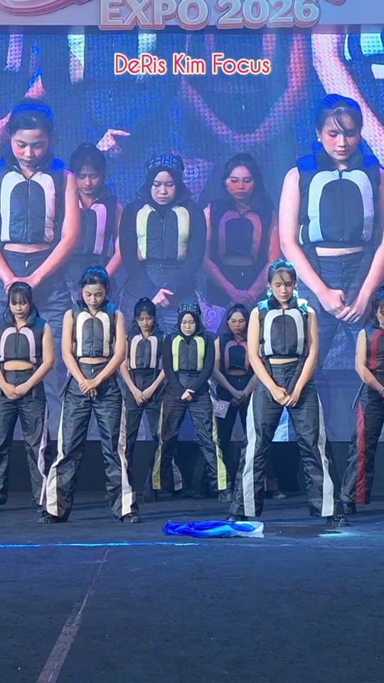 Post 10 by DeRis Kim on TikTok (video)