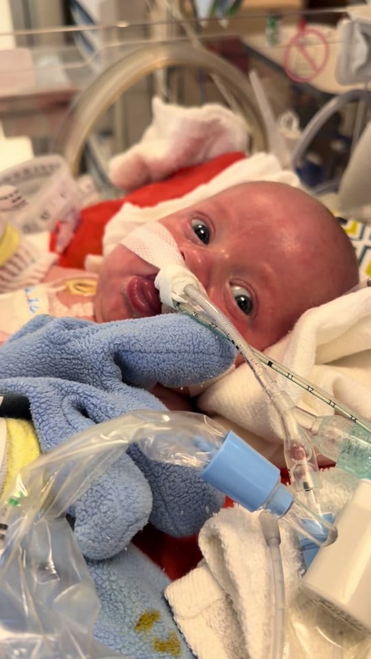 Post 1 by Chelsea | NICU mama 🩵 on TikTok (video)