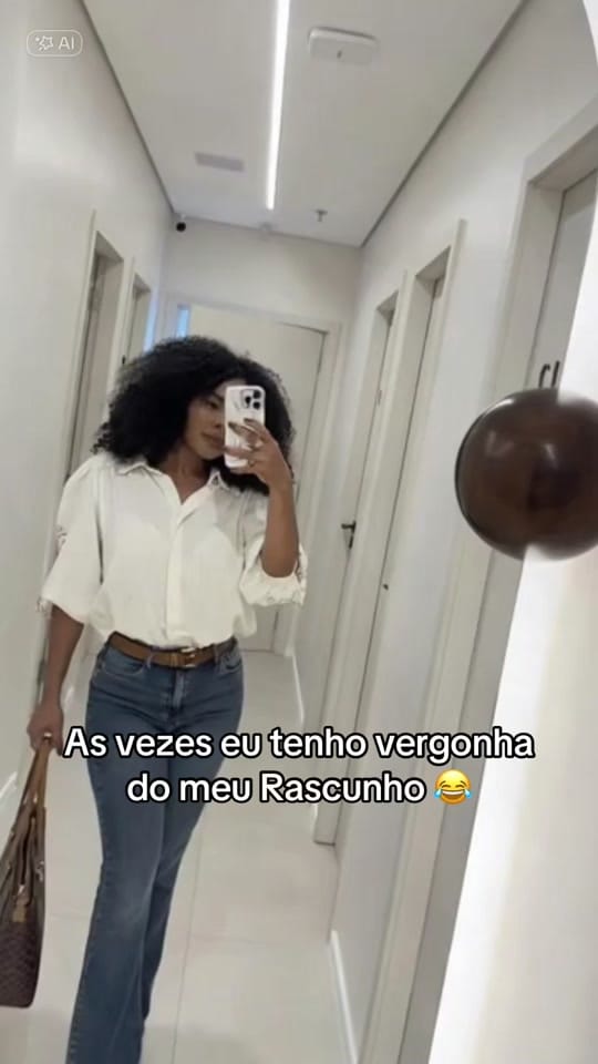 Post 5 by Thalyta Sousa on TikTok (video)