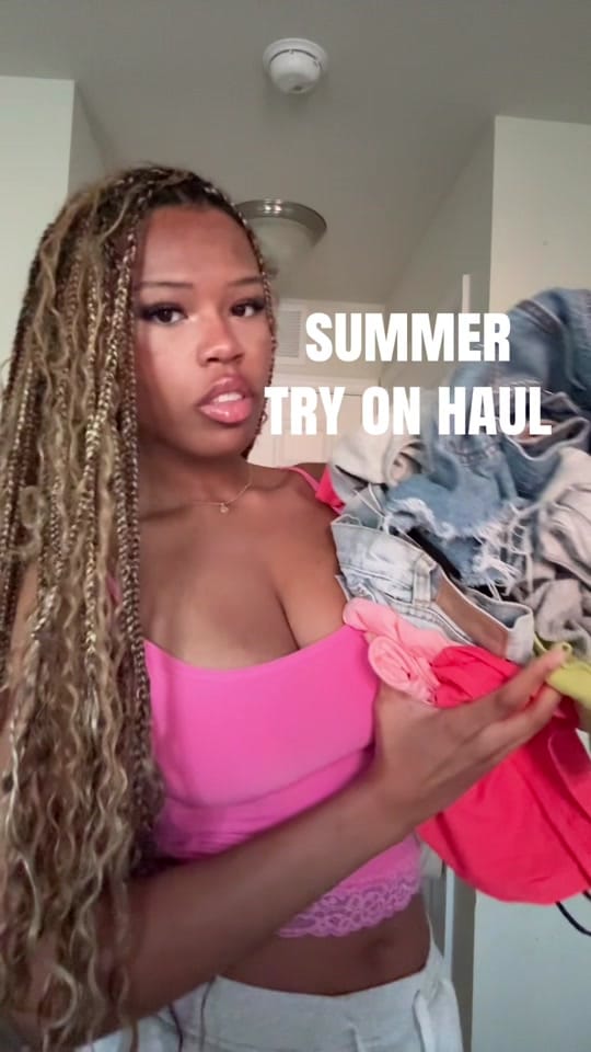 Post 5 by 𝐂 𝐇 𝐄 𝐋 𝐒 𝐄 𝐀 on TikTok (video)