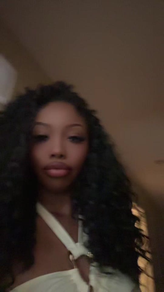 Post 4 by chels on TikTok (video)