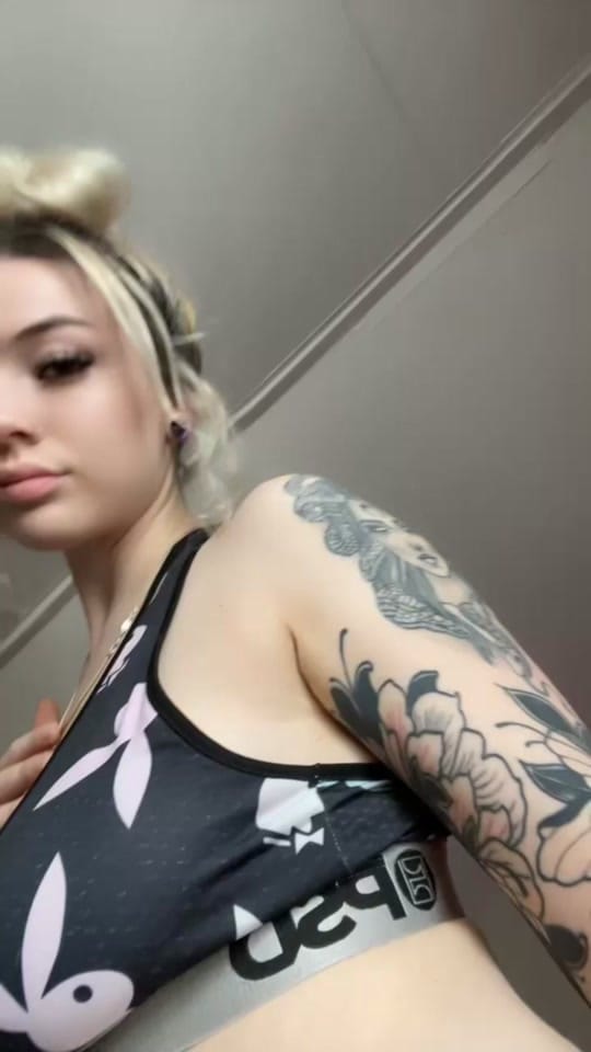 Post 2 by Chelsea✨ on TikTok (video)