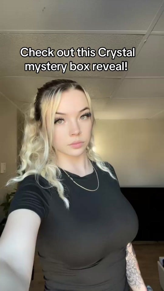 Post 3 by Chelsea✨ on TikTok (video)