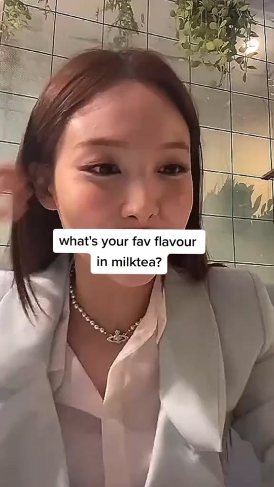 Post 10 by Chelsea ! | 6.0k 🍓 on TikTok (video)