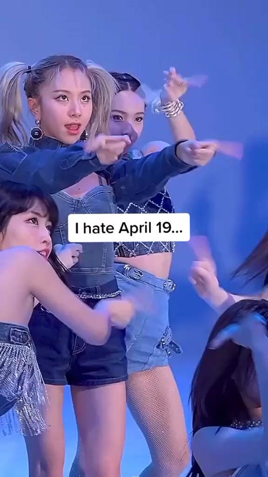 Post 6 by Chelsea ! | 6.0k 🍓 on TikTok (video)