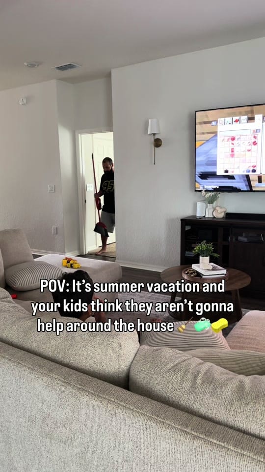 Post 7 by The Ortegas Party of 6 on TikTok (video)