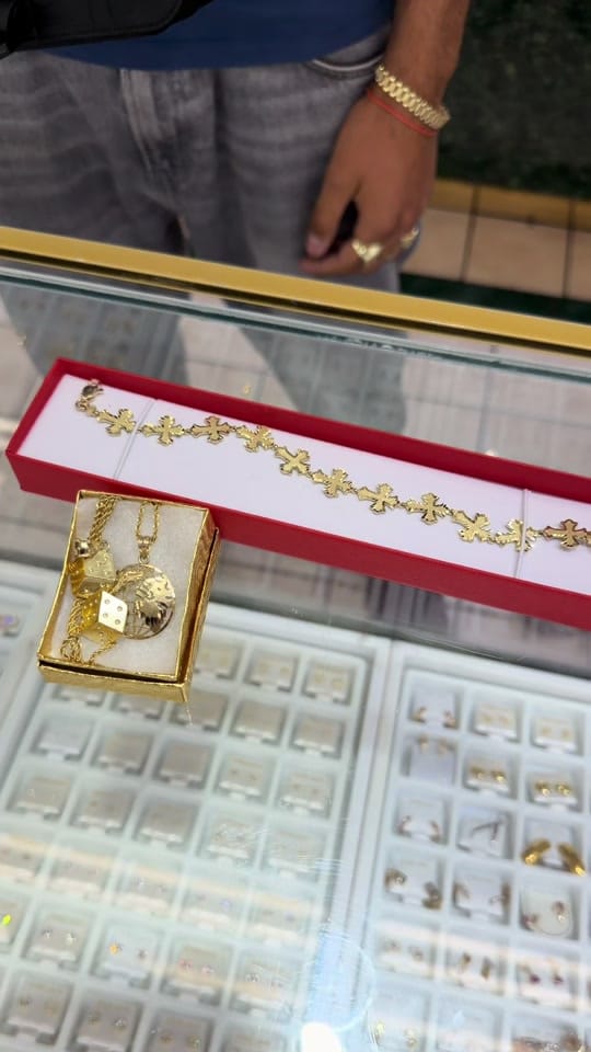 Post 2 by Love Jewels on TikTok (video)