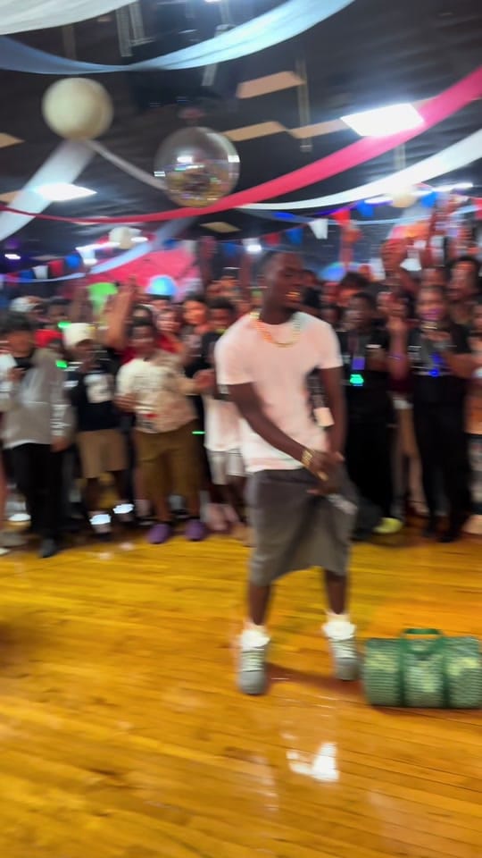 Post 6 by FLAWDA🇧🇸 on TikTok (video)