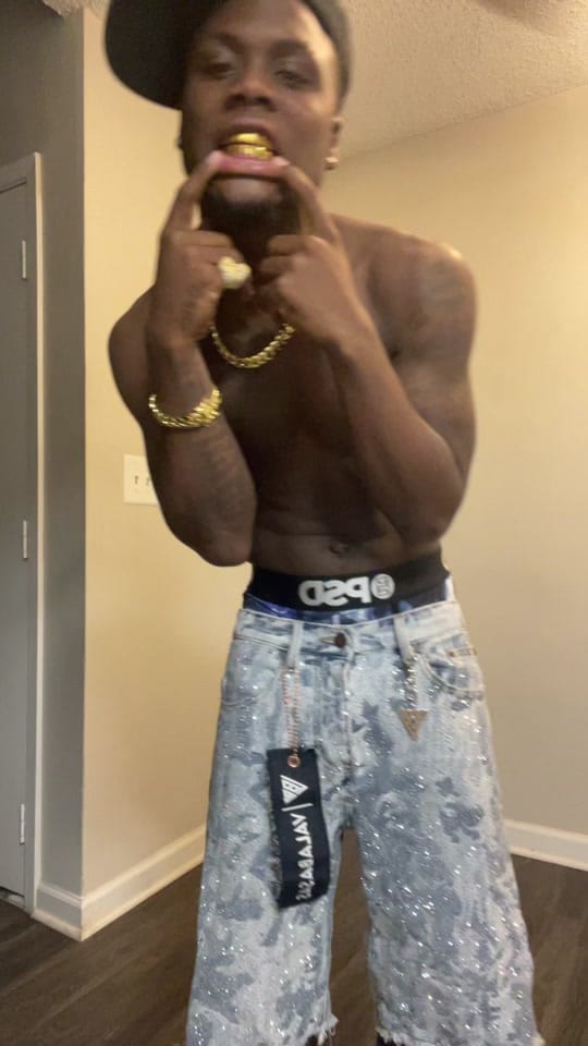 Post 1 by FLAWDA🇧🇸 on TikTok (video)