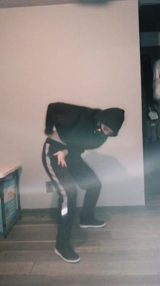 Post 4 by zeroremnants on TikTok (video)