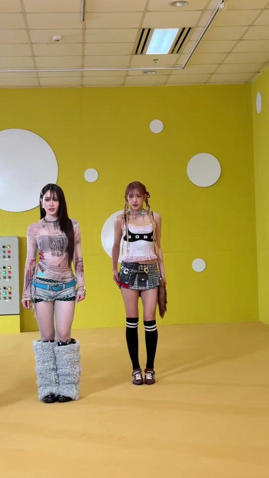 Post 2 by felizzofficial_ on TikTok (video)