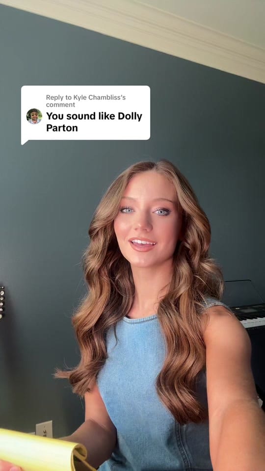 Post 4 by sofie_snr_ on TikTok (video)