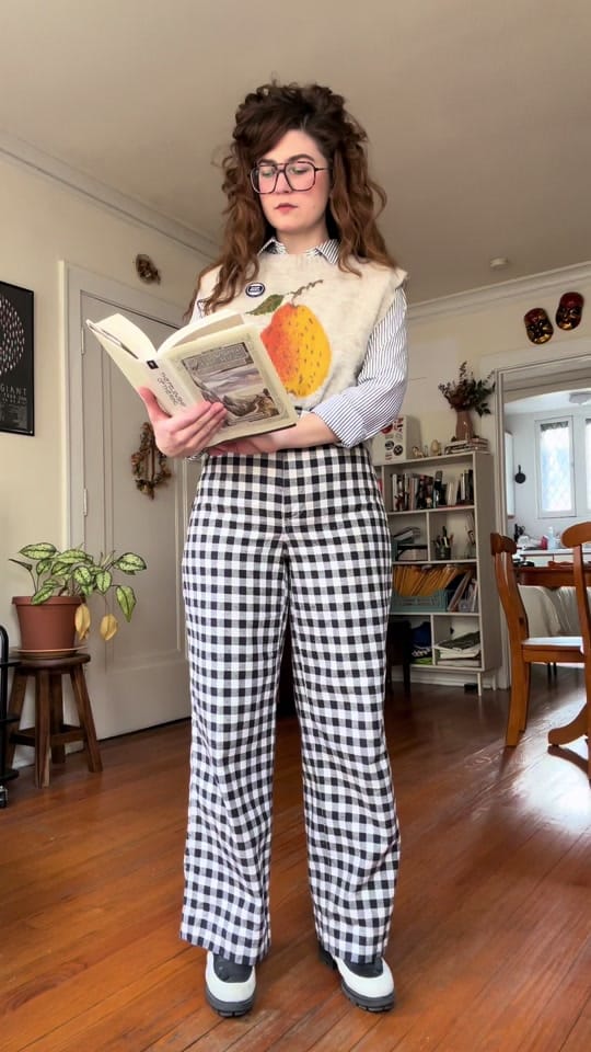 Post 9 by Stephanie N - style&sewing on TikTok (video)