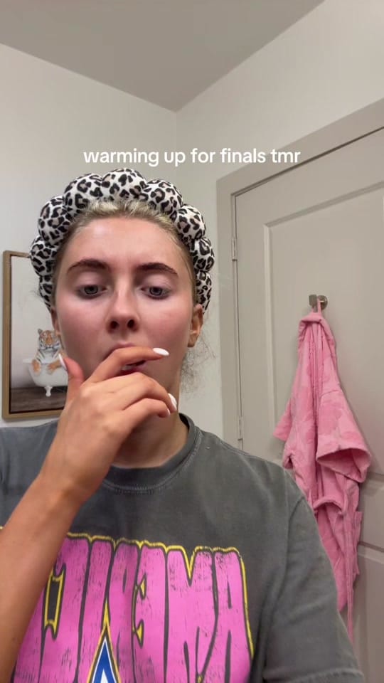 Post 9 by sophiagbrown on TikTok (video)