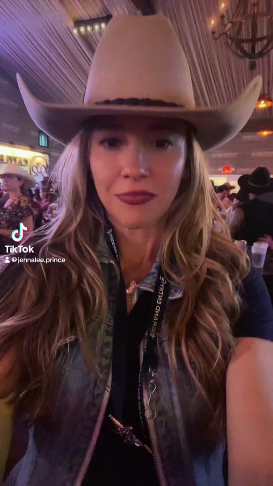 Post 3 by jennaleeprince on TikTok (video)