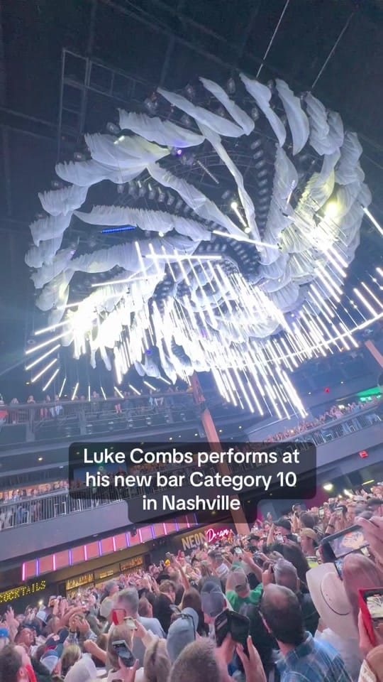 Post 8 by Nashville Stacy on TikTok (video)