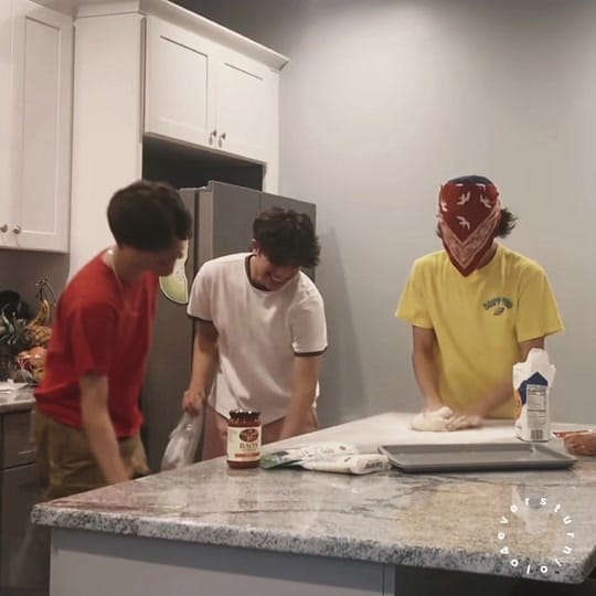 Post 10 by sturniolo4ever on TikTok (video)