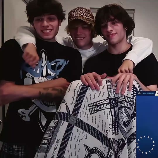 Post 4 by sturniolo4ever on TikTok (video)