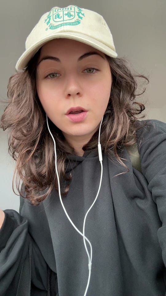 Post 7 by Brînduşa Bîrsan on TikTok (video)