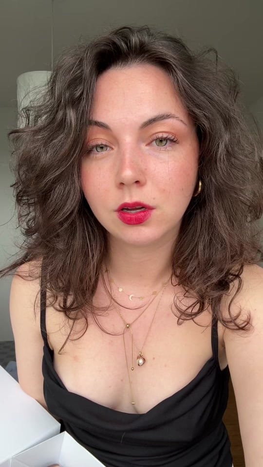 Post 1 by Brînduşa Bîrsan on TikTok (video)