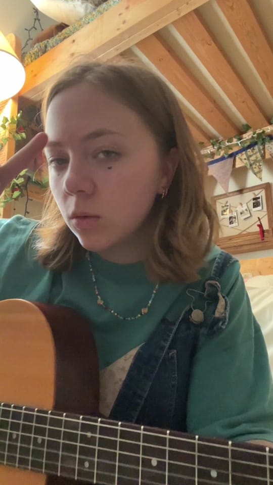 Post 6 by lilli on TikTok (video)