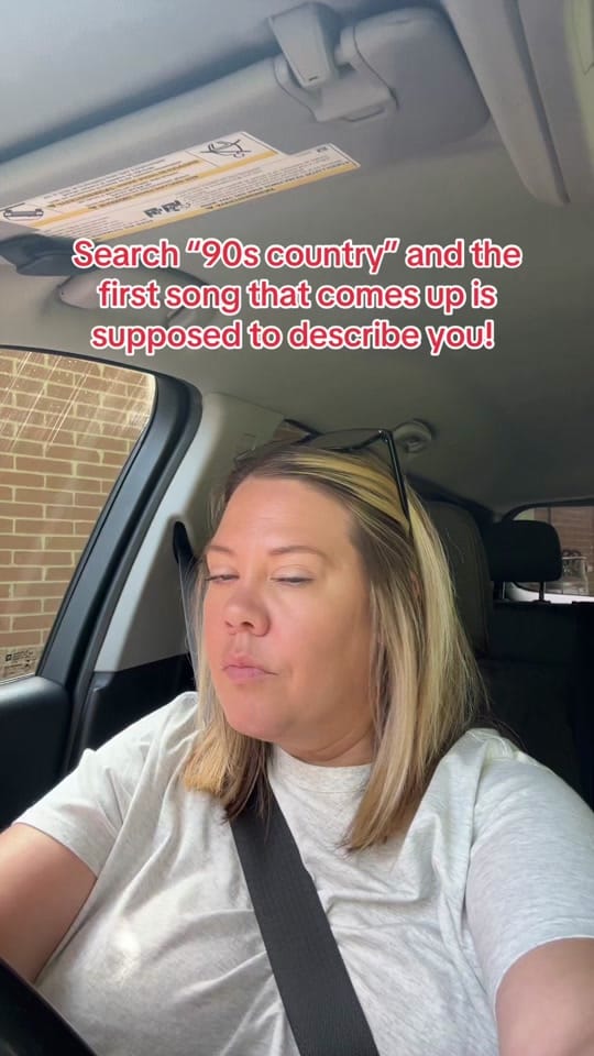 Post 2 by CozyReadsWithChelsea 📚 on TikTok (video)