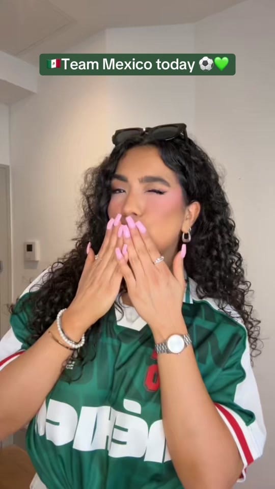 Post 2 by Yegii on TikTok (video)