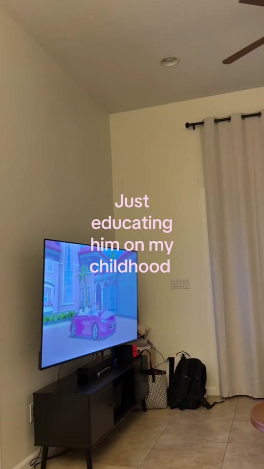 Post 6 by Emma Smith on TikTok (video)