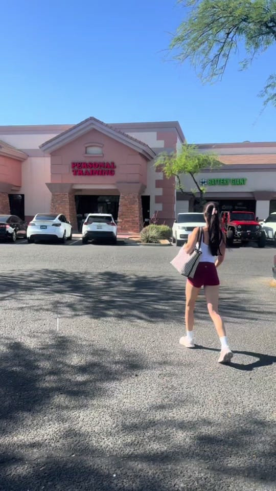 Post 1 by Emma Smith on TikTok (video)