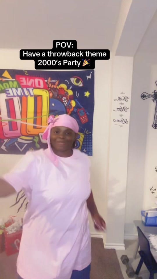 Post 9 by Curvy Queenz on TikTok (video)
