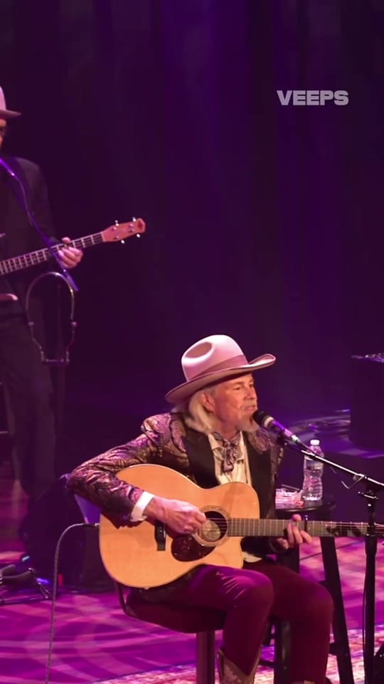 Post 1 by Robert Earl Keen on TikTok (video)