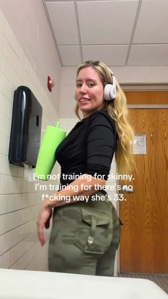 Post 8 by Changing with Chelly on TikTok (video)