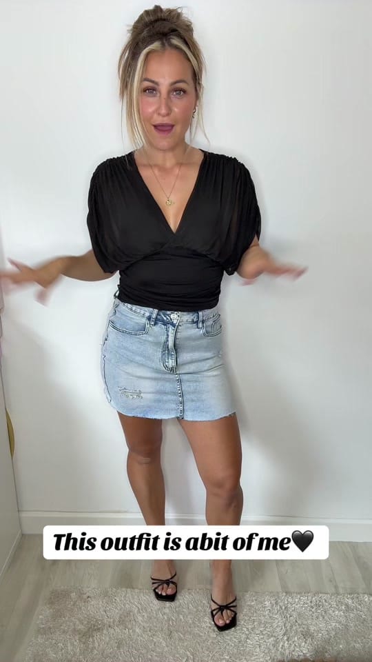 Post 3 by Chelsea Rushworth on TikTok (video)