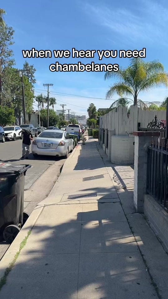 Post 10 by Chicas Dance on TikTok (video)