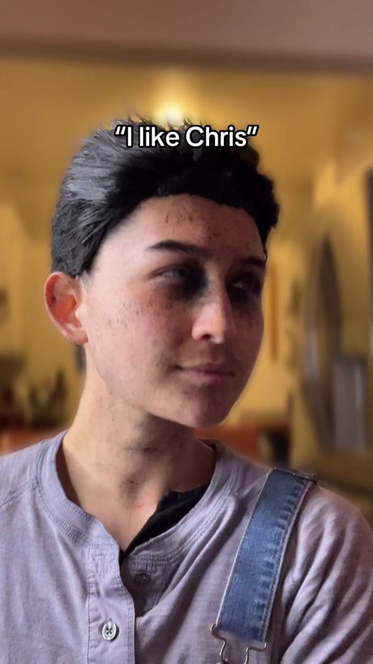 Post 4 by Momome03 on TikTok (video)