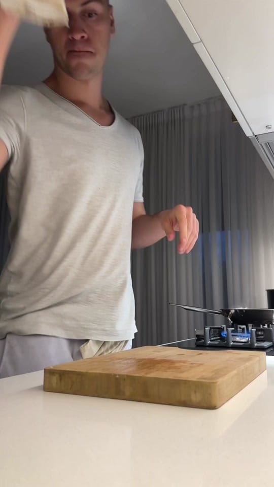 Post 10 by thefabiansoare on TikTok (video)